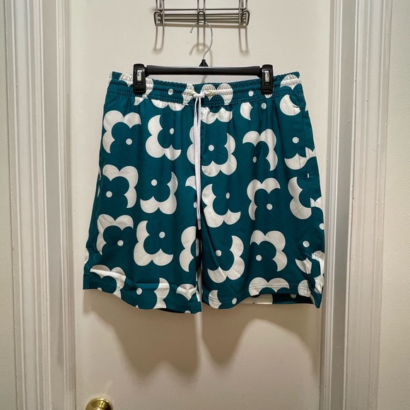Sovereign SVRN Code Swim Trunks Floral Green White Size L - Picture 1 of 7